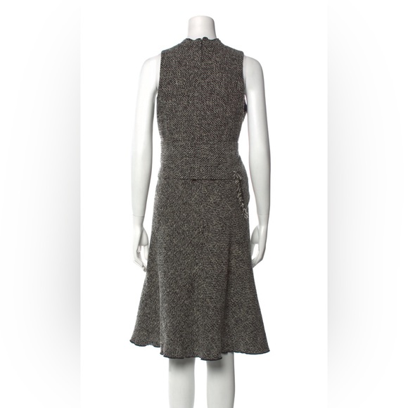Marisa Minicucci Belted Virgin Wool A-Line Dress - Beautiful wide belt included - Picture 3 of 3